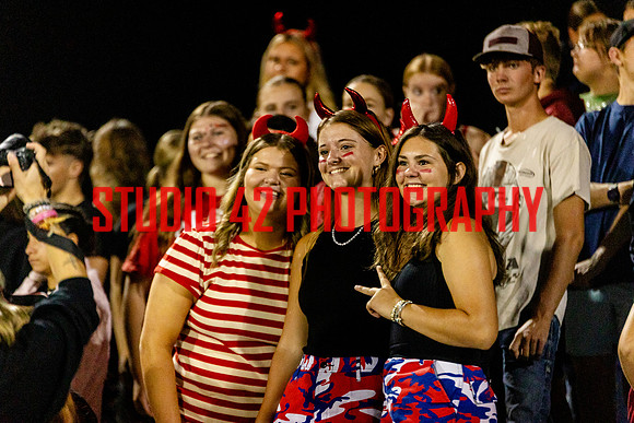 fans-20250829-1008