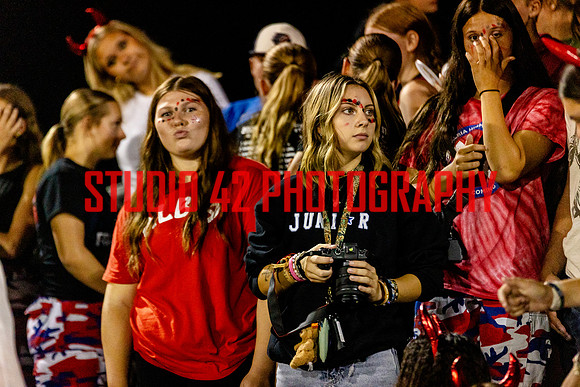 fans-20250829-1010