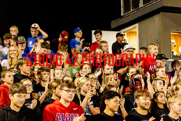 fans-20250829-1033