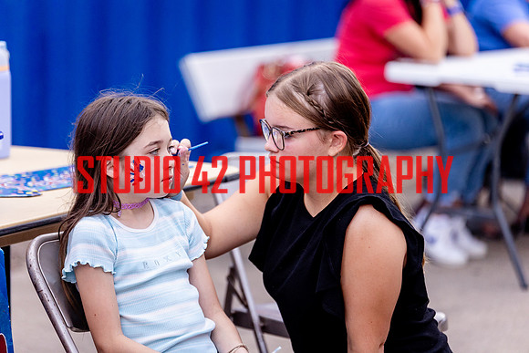 fans-20250912-1003
