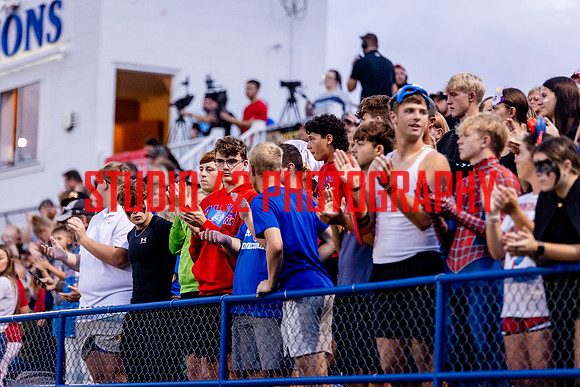 fans-20250912-1008