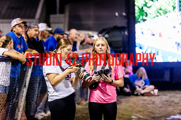 fans-20250912-1019