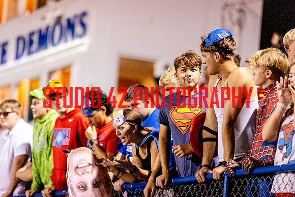 fans-20250912-1025