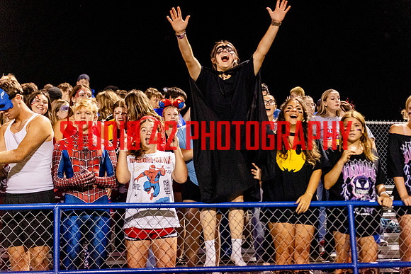 fans-20250912-1029