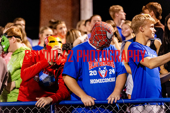 fans-20250912-1032
