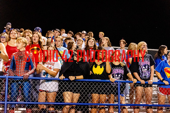 fans-20250912-1038