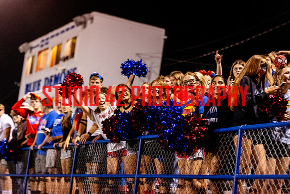 fans-20250912-1061