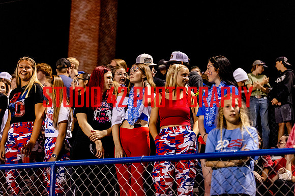 fans-20250926-1030