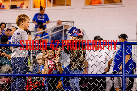 fans-20250926-1038