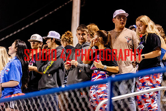 fans-20250926-1041