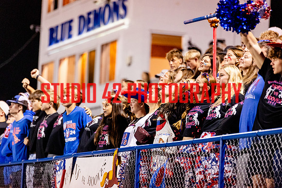 fans-20250926-1076