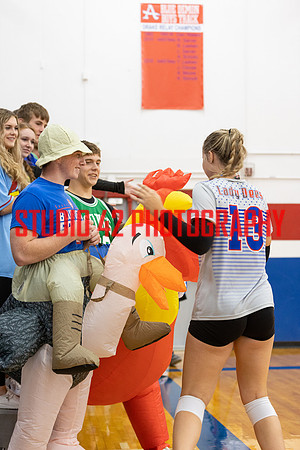 fans-092623-1001