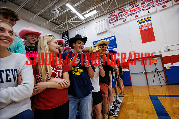 fans-091724-1003