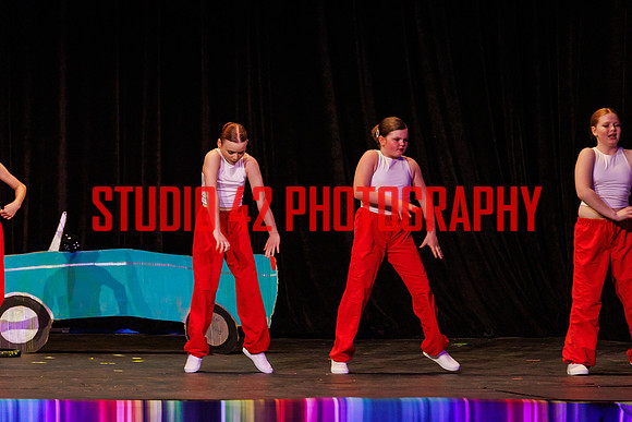 riseup-20250427-1182