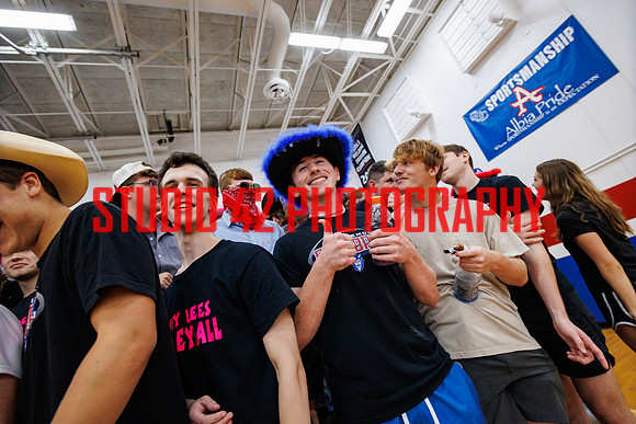 fans-091724-1006