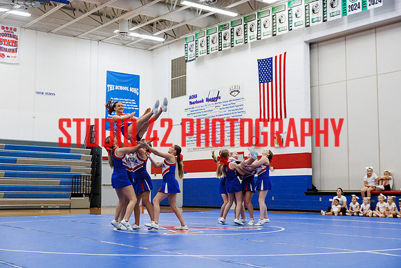 cheer-110924-1009